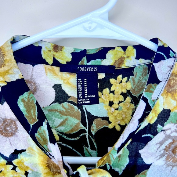 Forever 21 Floral Long Sleeve Tie Front Blouse - Picture 2 of 4